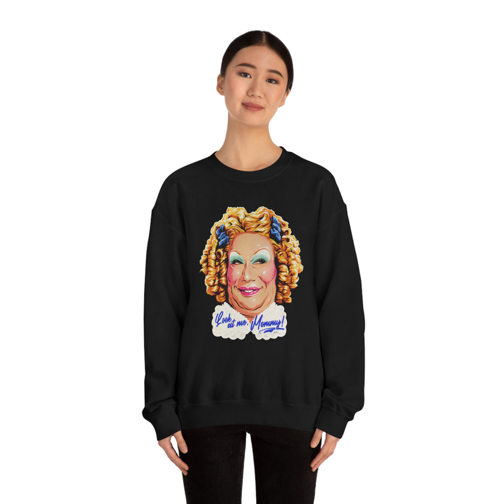 Look At Me, Mommy! - Unisex Heavy Blend™ Crewneck Sweatshirt