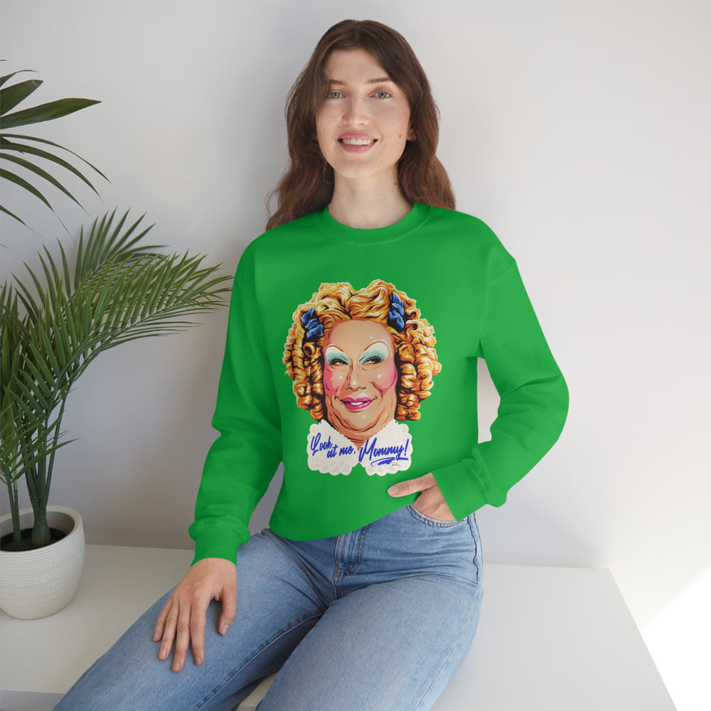 Look At Me, Mommy! - Unisex Heavy Blend™ Crewneck Sweatshirt